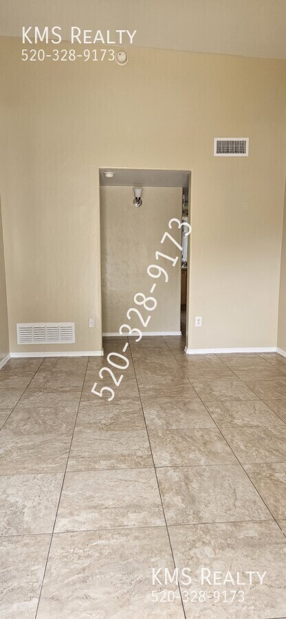 Building Photo - 6888 S Avenida De Aventura
