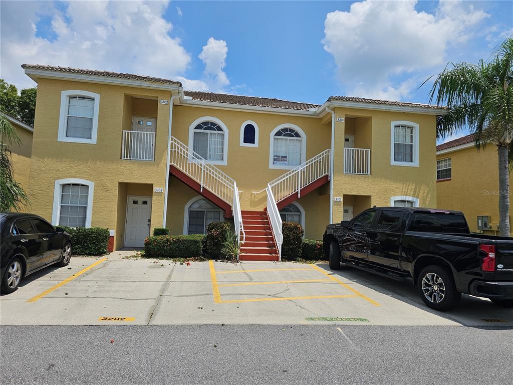 3201 Lake Marion Golf Resort, Poinciana, FL 34759 Room for Rent in