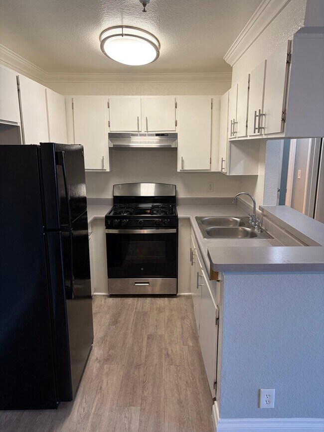 Foto del edificio - 5811 Tujunga Ave