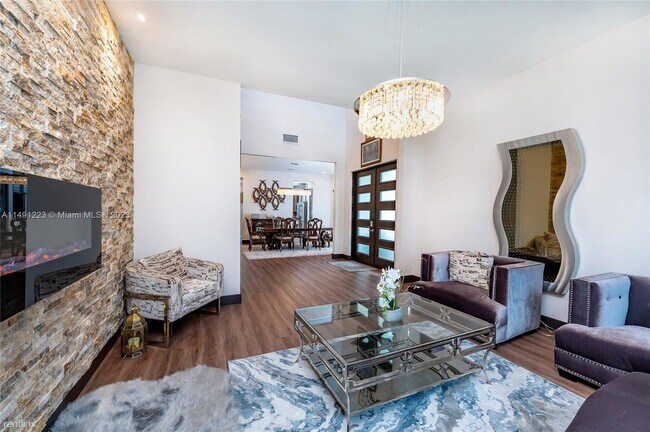 Foto del edificio - 5 br, 4 bath House - 15982 SW 136th Ter