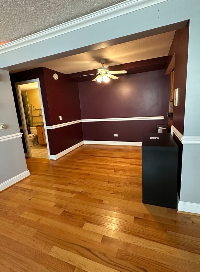 Foto del edificio - 4937 N East River Rd