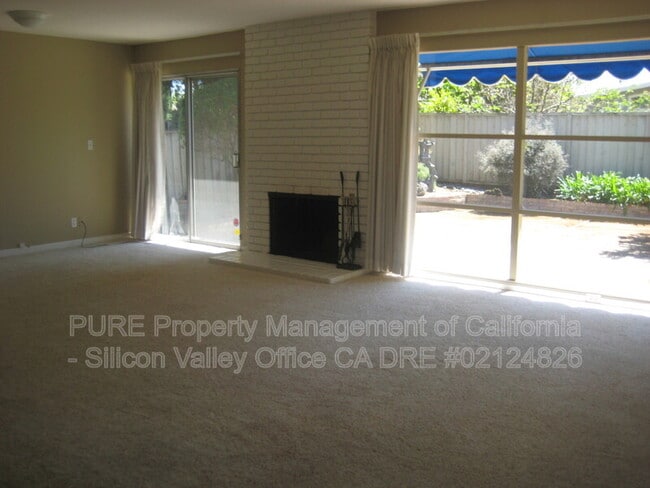 Photo - 734 Bantry Ct House