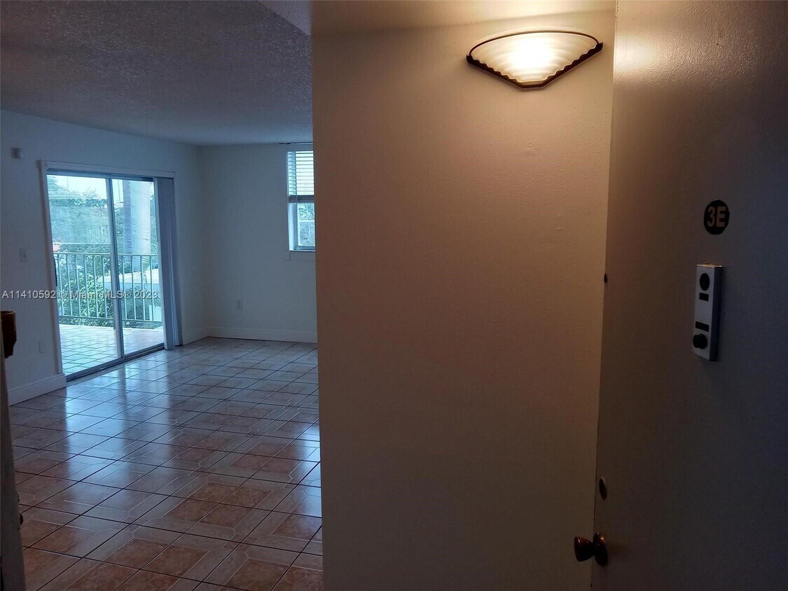 1250 Alton Rd Unit 3E, Miami Beach, FL 33139 Condo for Rent in Miami