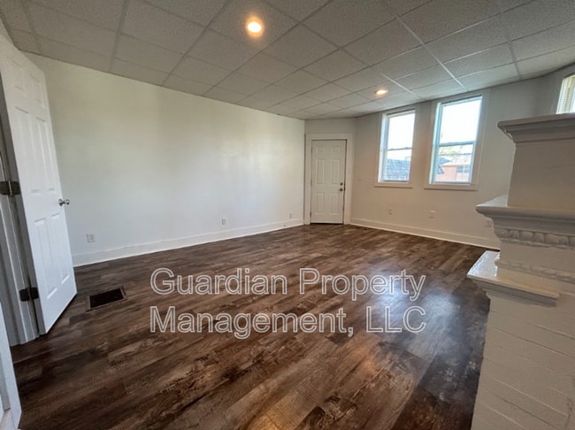 Building Photo - 108 N Buchanan St