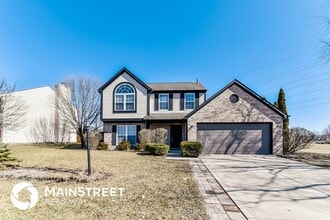 Building Photo - 6415 Hollingsworth Dr