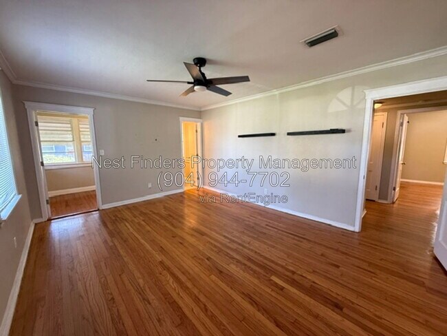 Building Photo - 1309 Macarthur St