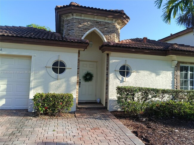 Foto del edificio - 8826 SW 221st Terrace