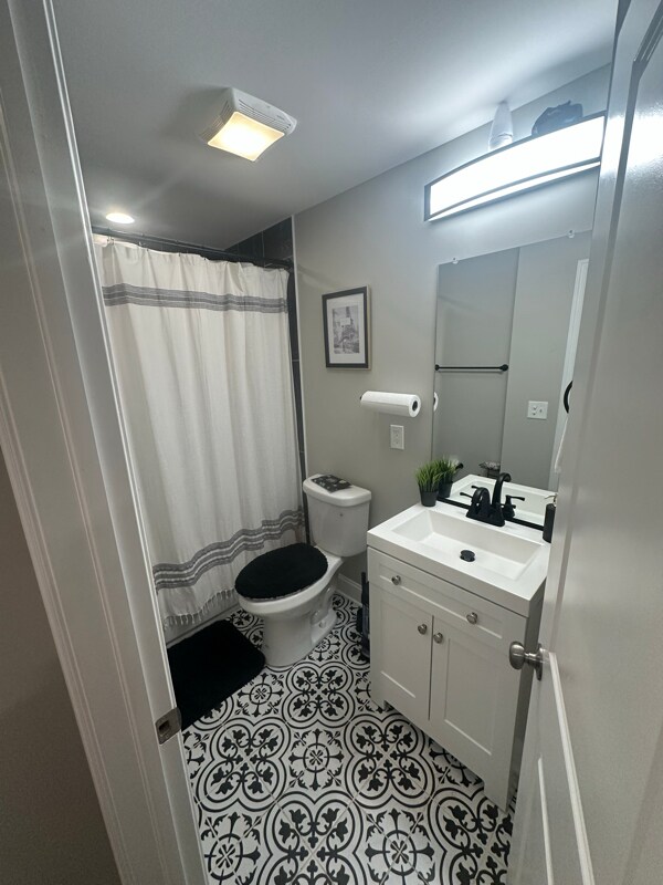 Foto del edificio - 3030 E Monument St