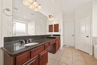 Building Photo - 3010 Pelican Cove