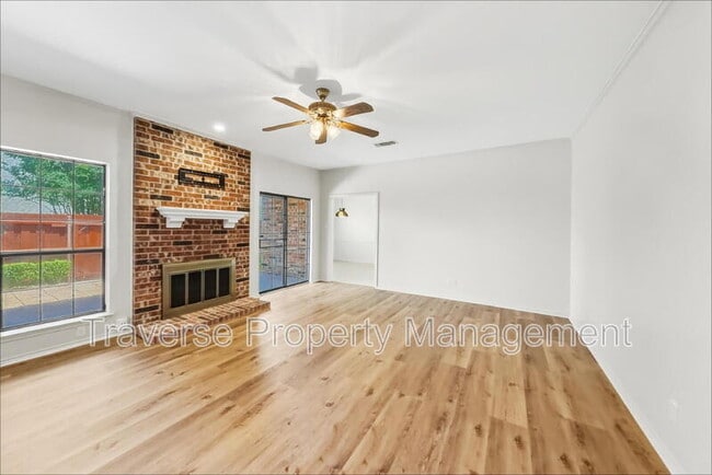 Building Photo - 5407 Ledgestone Dr