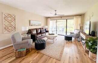 Building Photo - 445 Bouchelle Dr