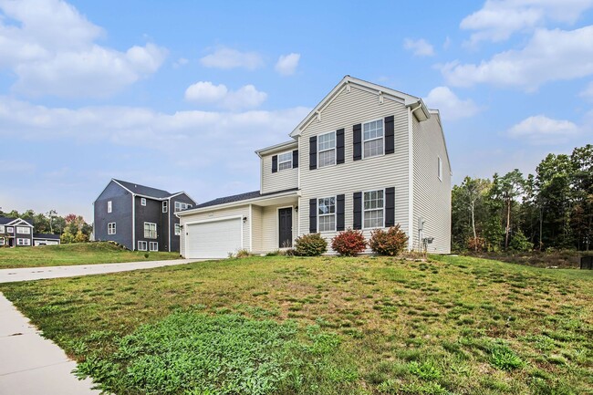Building Photo - Immediate Occupancy Available!