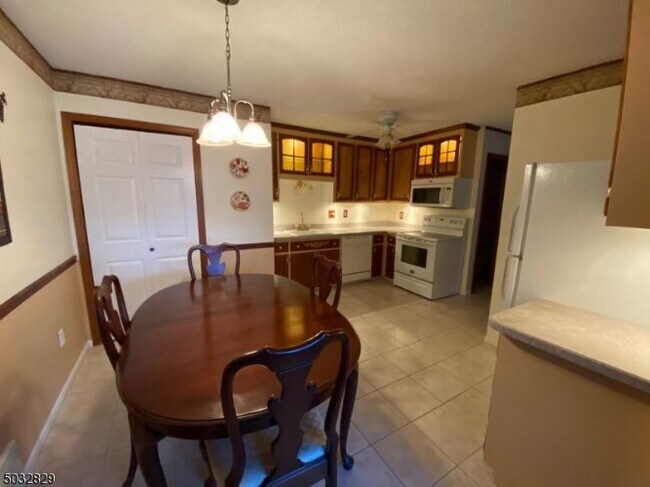 Foto del edificio - 142 Heritage Ln