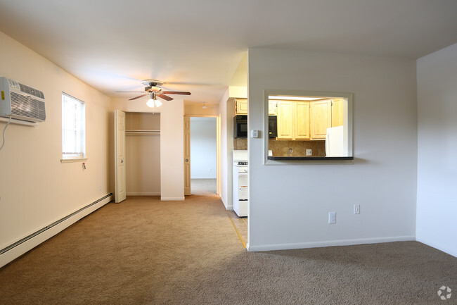 Apartamento renovado - Levittown Trace Apartments