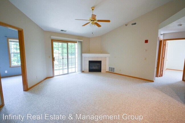 Foto del edificio - 3 br, 1 bath House - 1876 Deerhaven Ln NE # 2