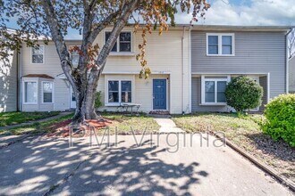 Building Photo - 1512 Sangaree Cir