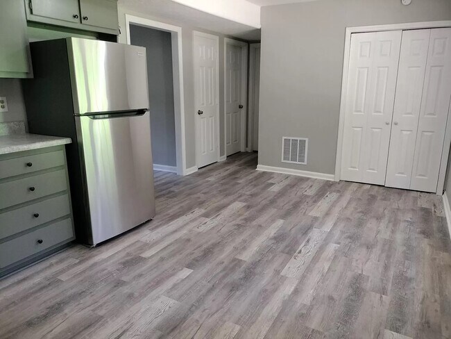 Foto del edificio - 9290 Cedar Ridge Dr NW