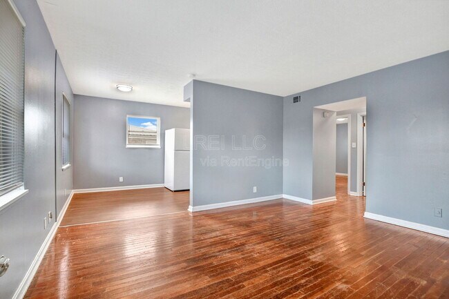 Foto del edificio - 3206 Orchard Manor Cir