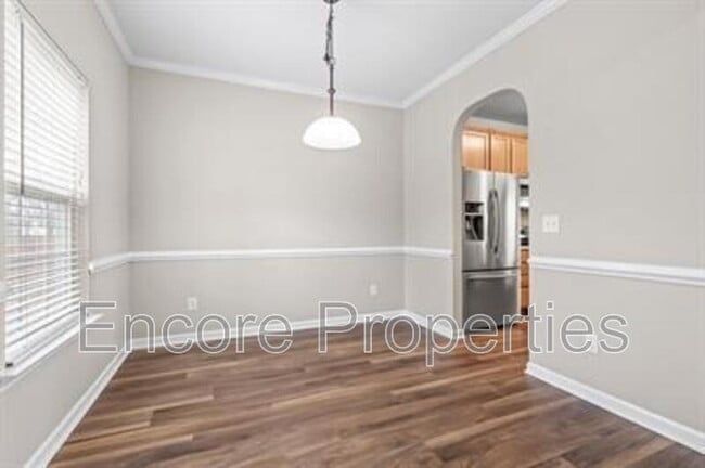 Foto del edificio - 3212 Sawyers Mill Dr
