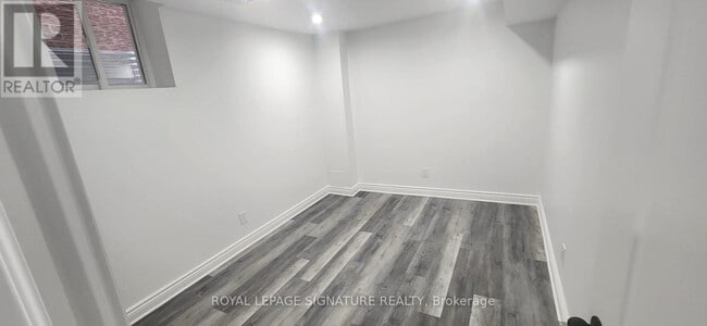 Building Photo - 83 Terry Cres