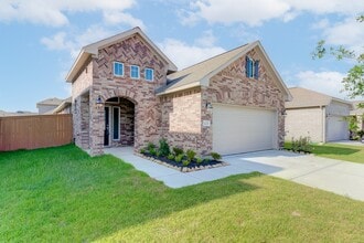 Building Photo - 1225 Red Hills Dr