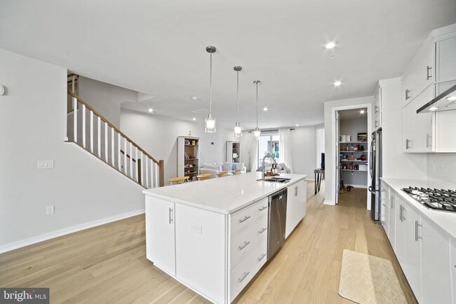 Building Photo - 7546 Sawyer Farm Wy
