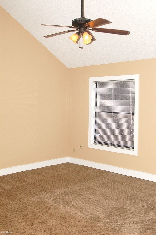 Building Photo - 6159 Rotondo Pl