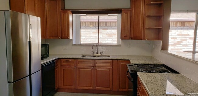 Building Photo - 9210 Fisher's Hill Dr