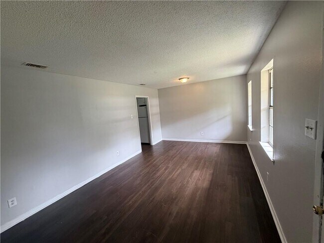 Foto del edificio - 3760 Alta Vista Dr