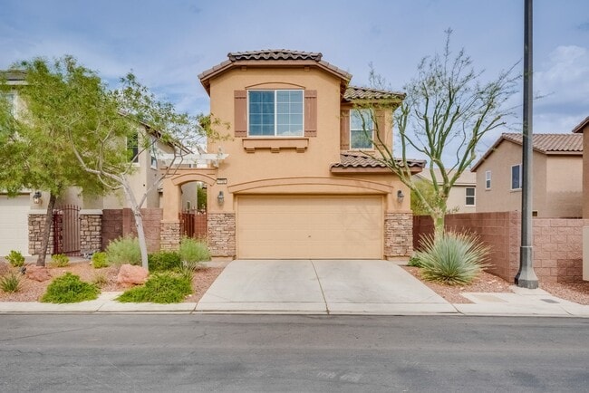 Building Photo - This home includes 3 bedrooms, 2.5 bathrooms & a loft.