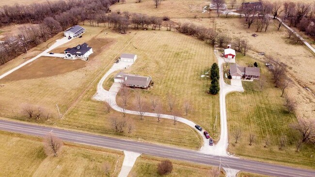Building Photo - 14715 S Bynum Rd