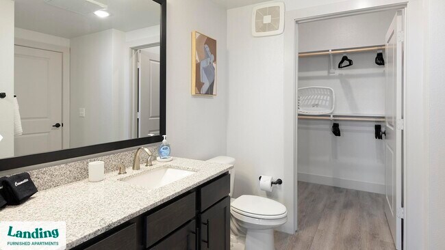 Foto del edificio - 3351 Walton Dr