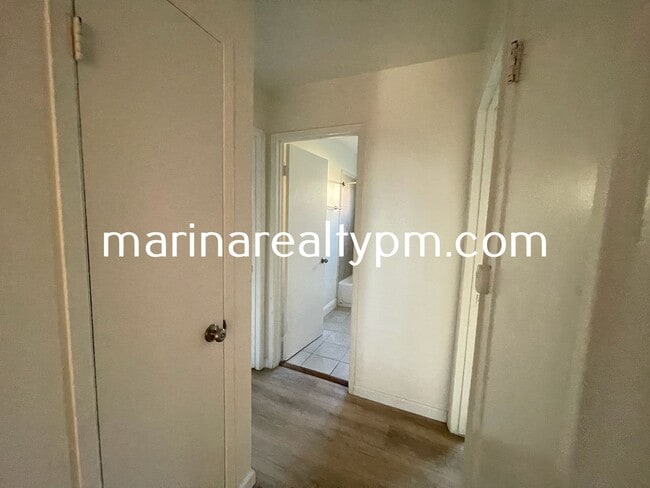 Building Photo - 114 Carolina St