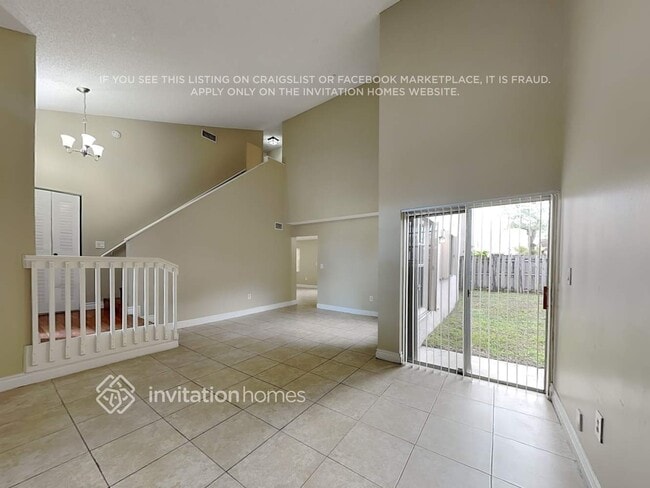 Foto del edificio - 14075 Langley Pl