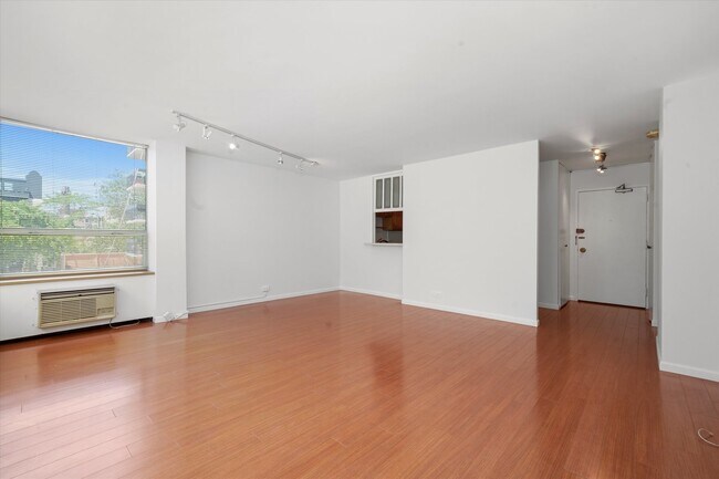 Building Photo - 1360 N Sandburg Terrace