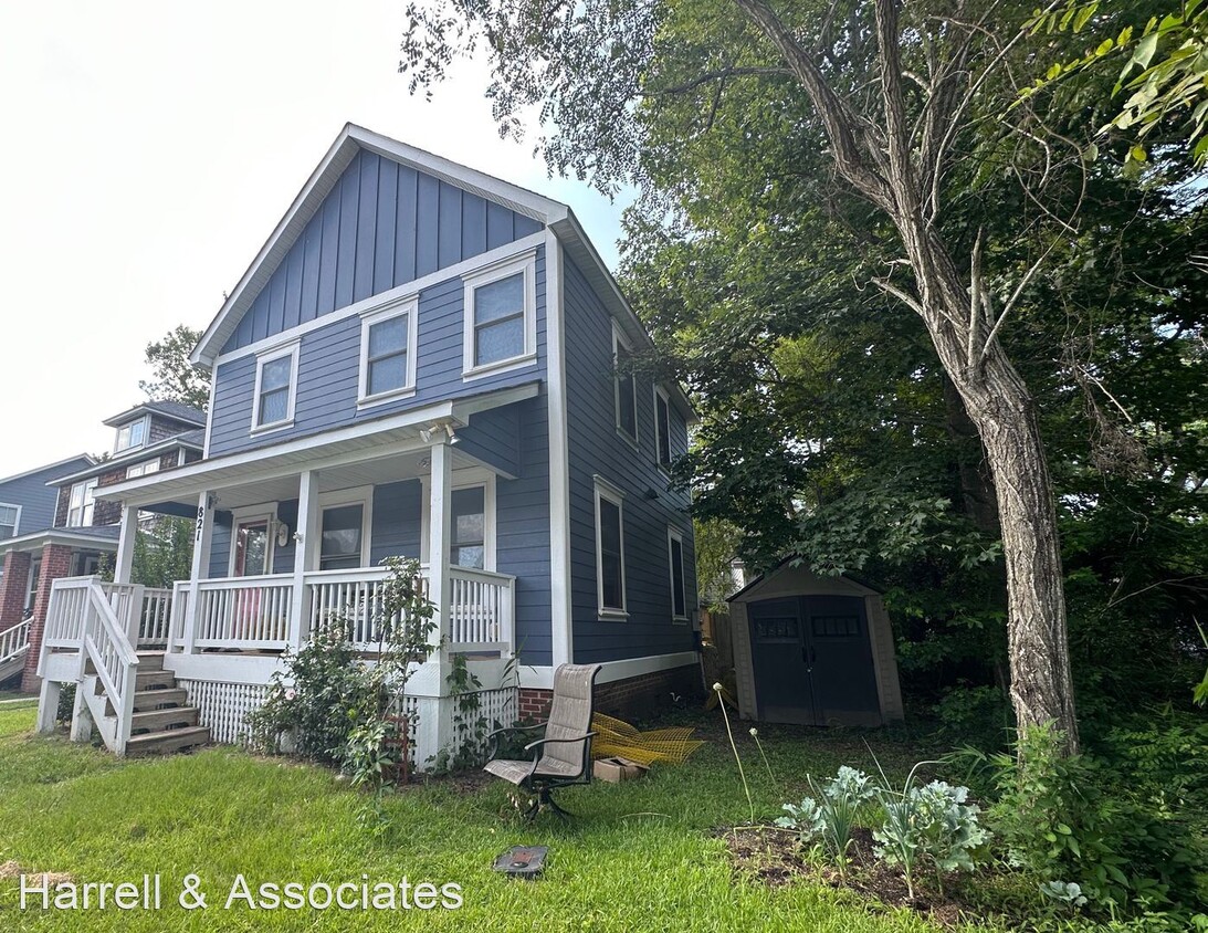 Primary Photo - 3 br, 1.5 bath House - 821 S George Howe St