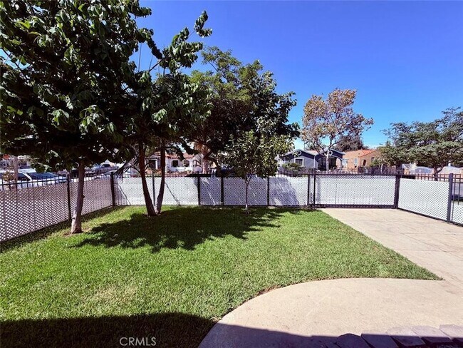 Foto del edificio - 4308 E 57th St