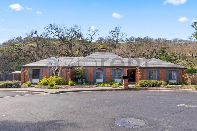 Building Photo - 138 Virginia Ct