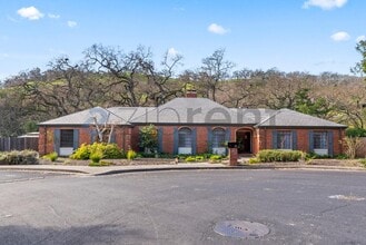 Building Photo - 138 Virginia Ct