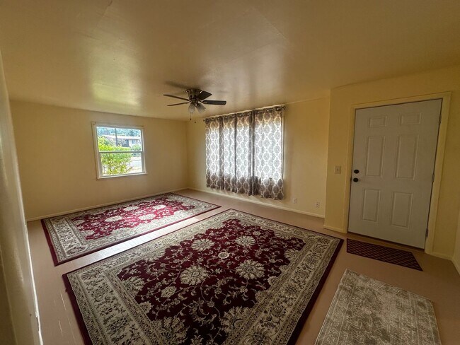Foto del edificio - 2 Bedroom 1 bath House