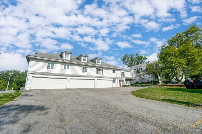 Foto del edificio - 1750 Shawnee Rd
