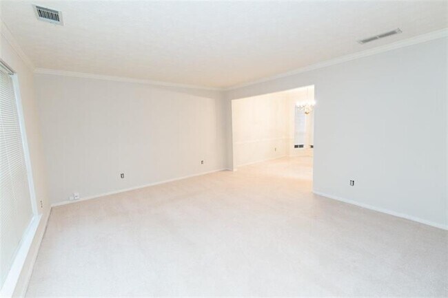 Building Photo - 1771 Surrey Hill Cir