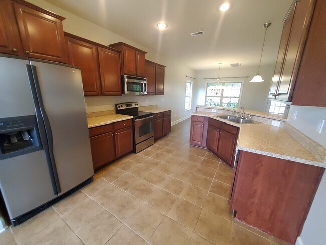 Foto del edificio - 6801 Wintercrest Way SE