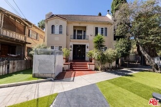 Building Photo - 1420 Alvarado Terrace