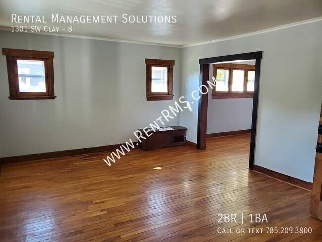 Building Photo - 1301 SW Clay-B