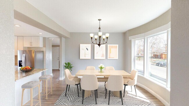 Foto del edificio - Beautifully renovated Sunnyside home with ...