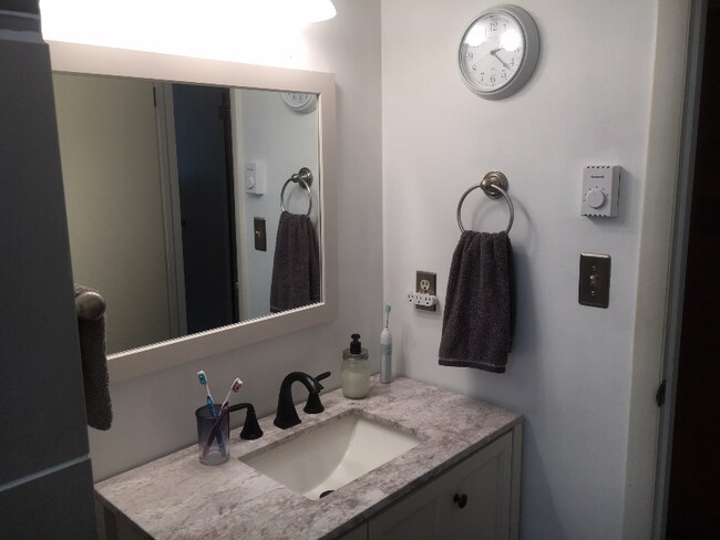 Foto del edificio - 1128 Elm St