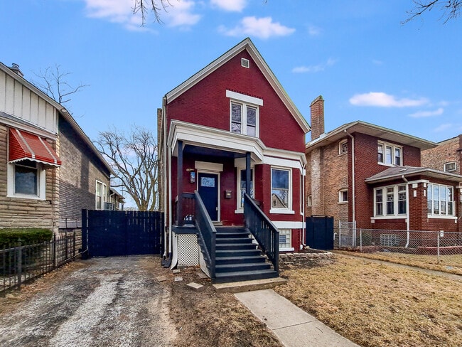 Building Photo - 7317 S Maryland Ave
