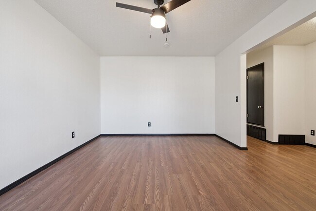 Building Photo - Charming 3-Bedroom Home Near OU Medical