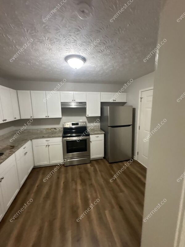 Foto del edificio - 216 Gw Carver Dr